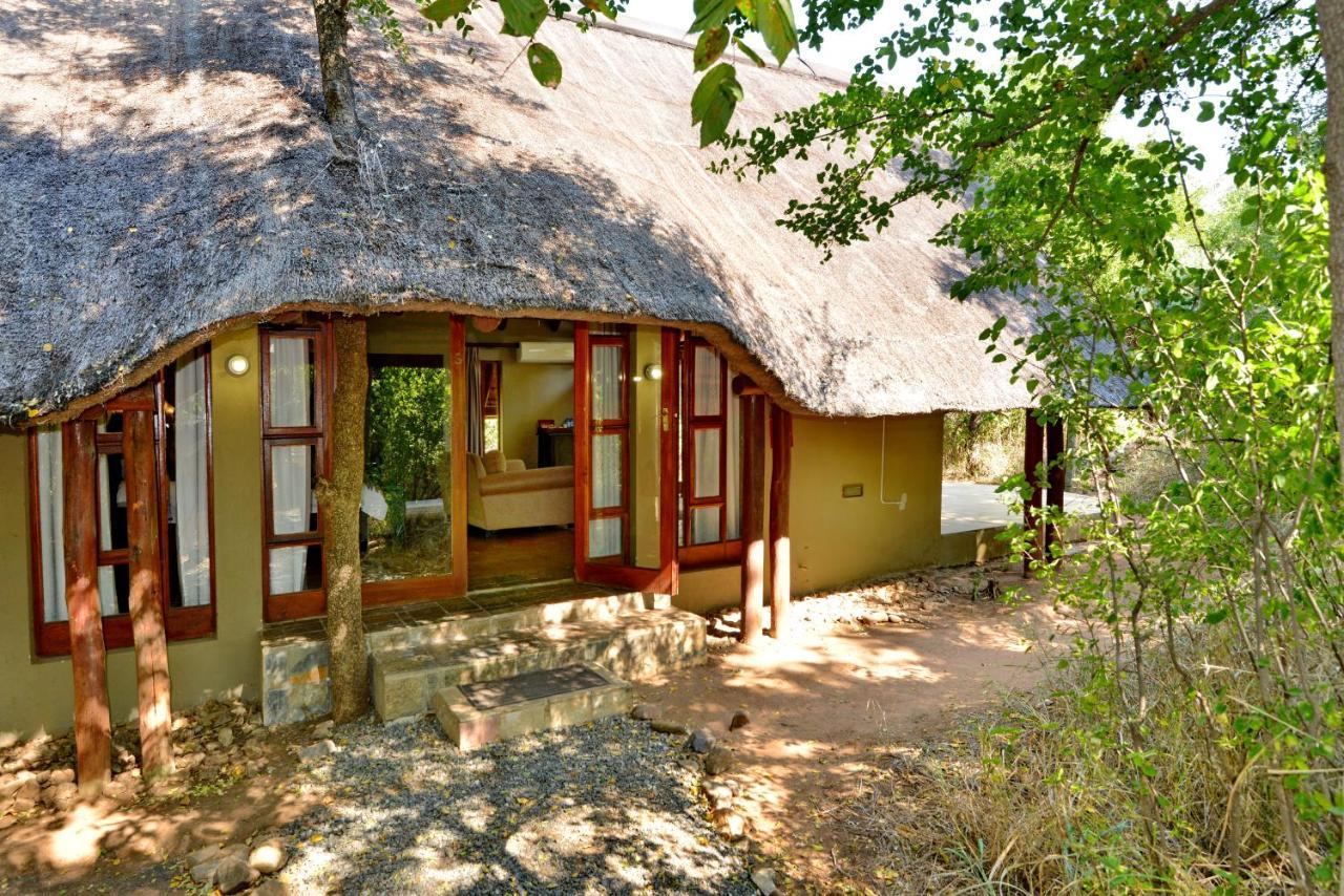 Black Rhino Game Lodge Pilanesberg Esterno foto